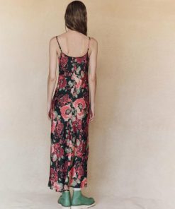Getoutfit.shop0f0a700e86 2