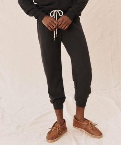 Getoutfit.shop2076633f98 1