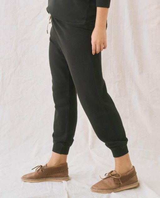 Getoutfit.shop2076633f98 5