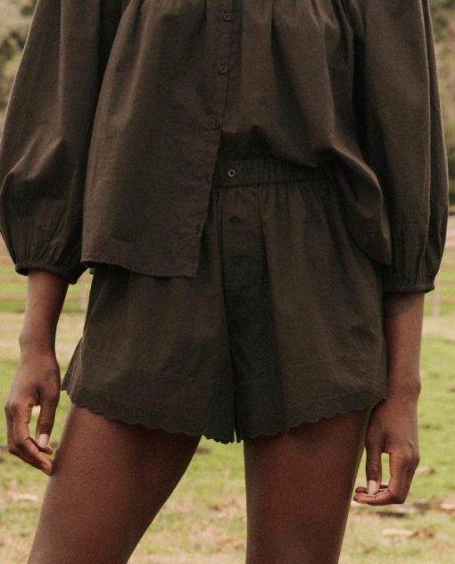 Getoutfit.shop42321c1902 1