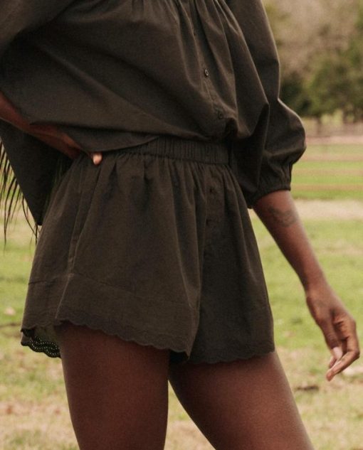 Getoutfit.shop42321c1902 3