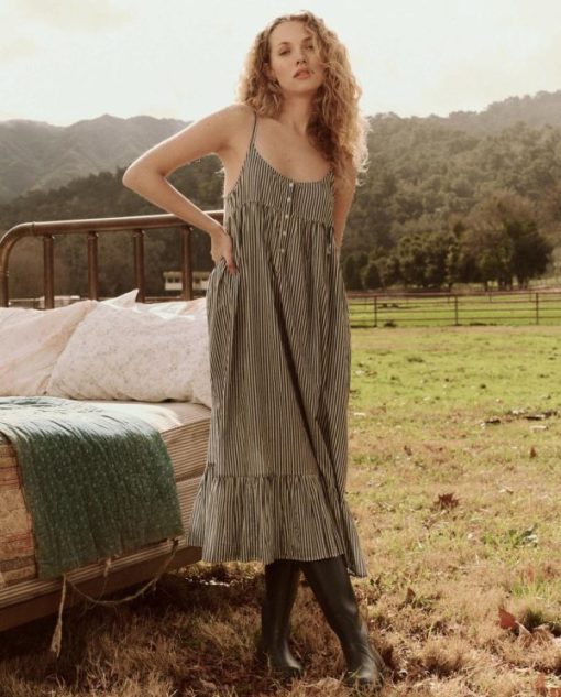 Getoutfit.shop63b3990892 1