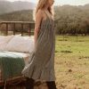 Getoutfit.shop63b3990892 3